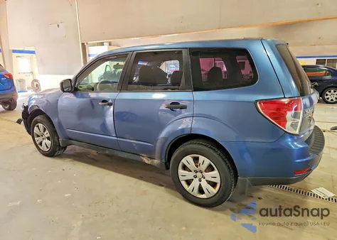 2010 Subaru Forester 2.5X z USA, uszkodzony, nr VIN JF2SH6AC2AH723401
